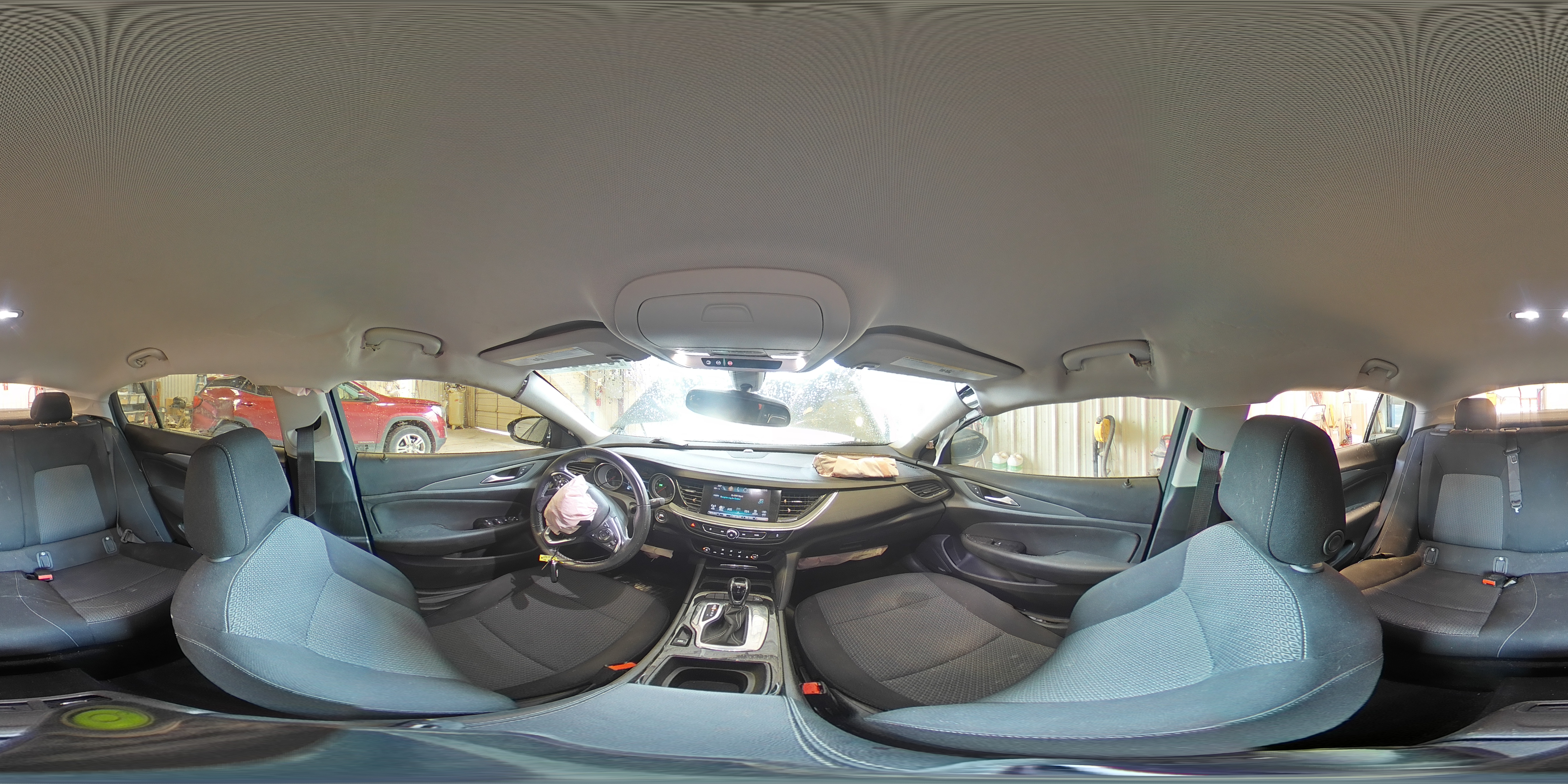 2018 Buick Regal Preferred VIN: W04GL6SX2J1054067 Lot: 64802795