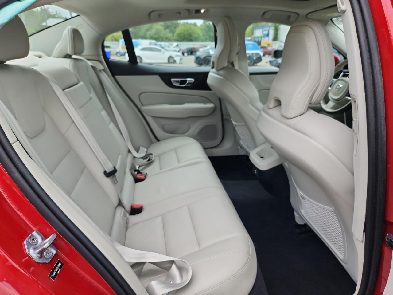 2019 Volvo S60 T6 Momentum VIN: 7JRA22TK8KG004302 Lot: 63917645