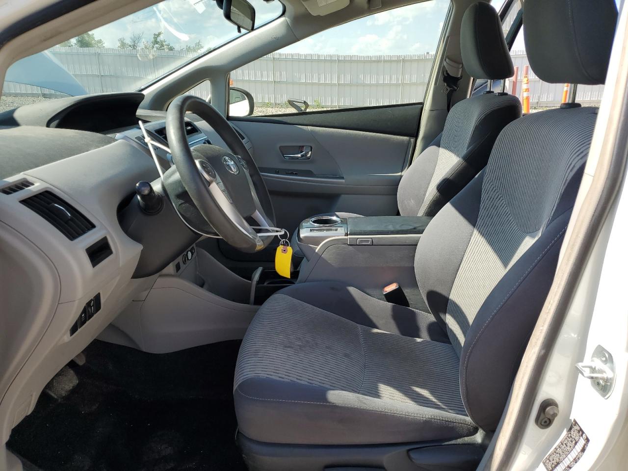 2016 Toyota Prius V VIN: JTDZN3EU3GJ043077 Lot: 62261125