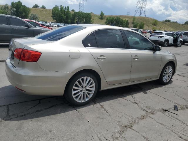  VOLKSWAGEN JETTA 2013 Кремовый