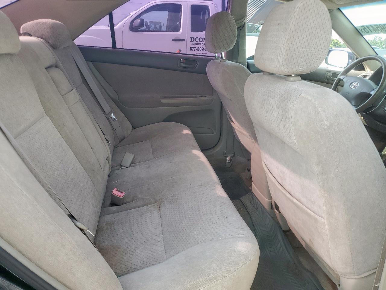 2003 Toyota Camry Le VIN: JTDBE32K330143135 Lot: 64695415