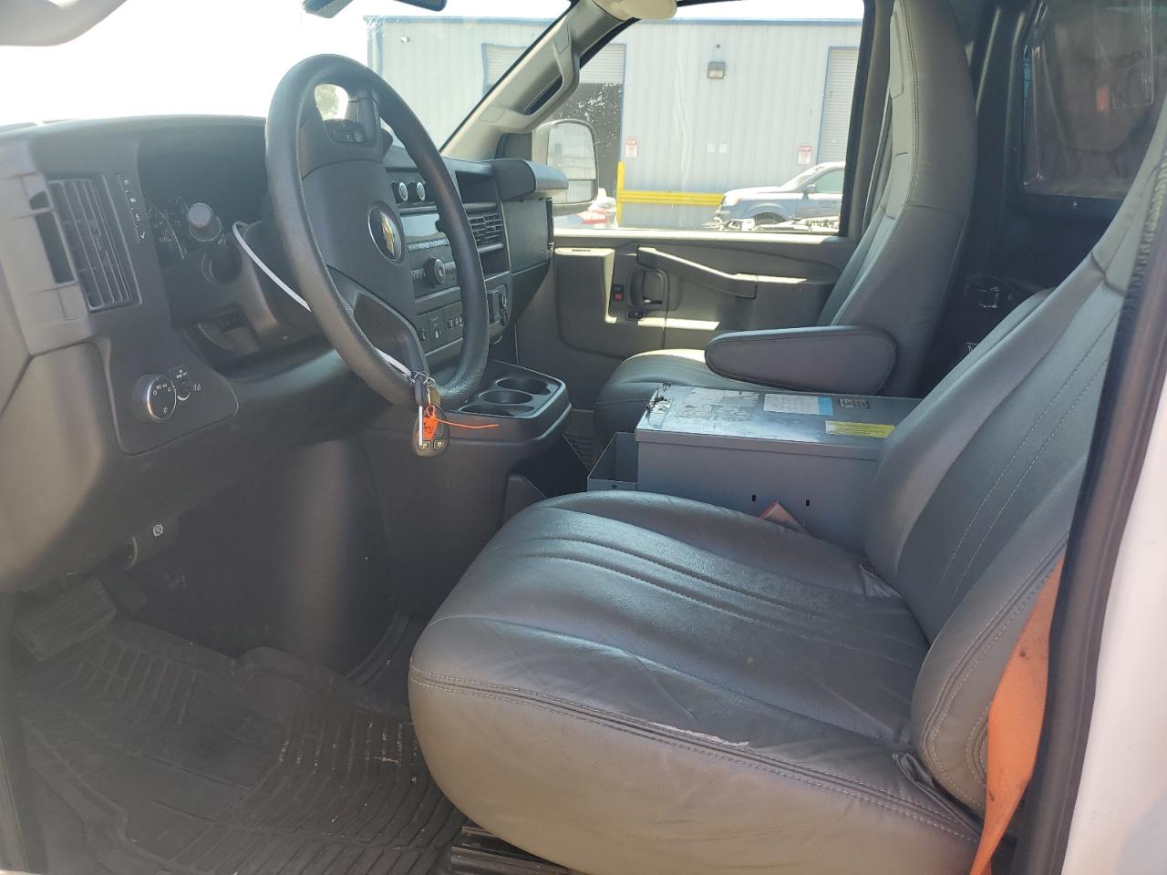 2018 Chevrolet Express G2500 VIN: 1GCWGAFPXJ1181779 Lot: 65397645