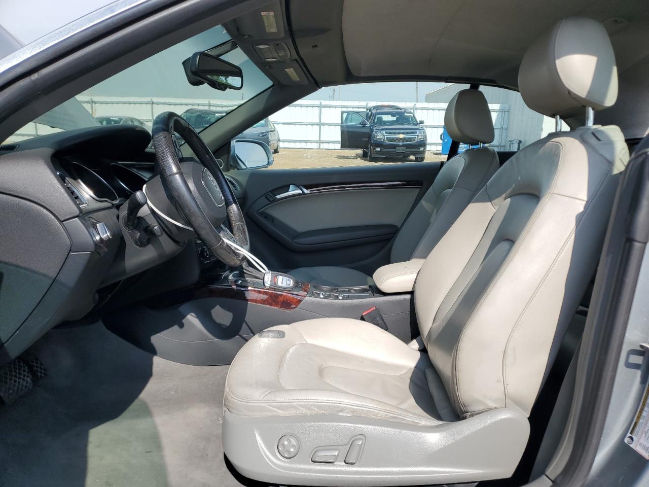 2010 Audi A5 Premium Plus VIN: WAUJFAFH7AN013156 Lot: 63776815
