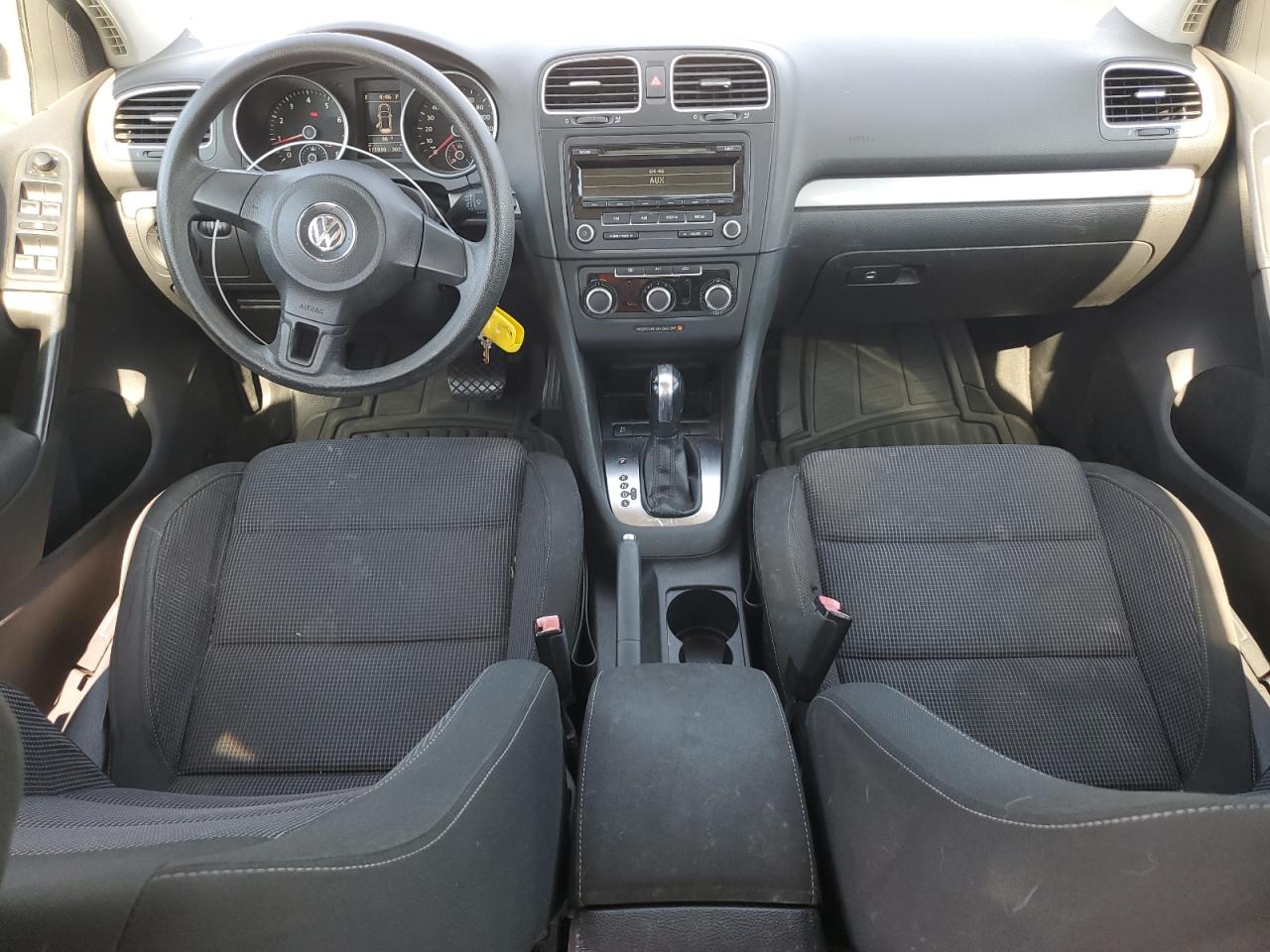 2013 Volkswagen Golf VIN: WVWDB7AJ2DW084157 Lot: 64890005