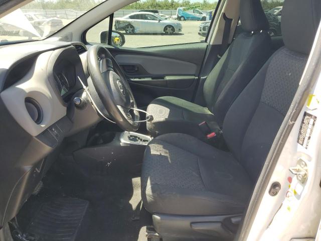  TOYOTA YARIS 2017 Biały