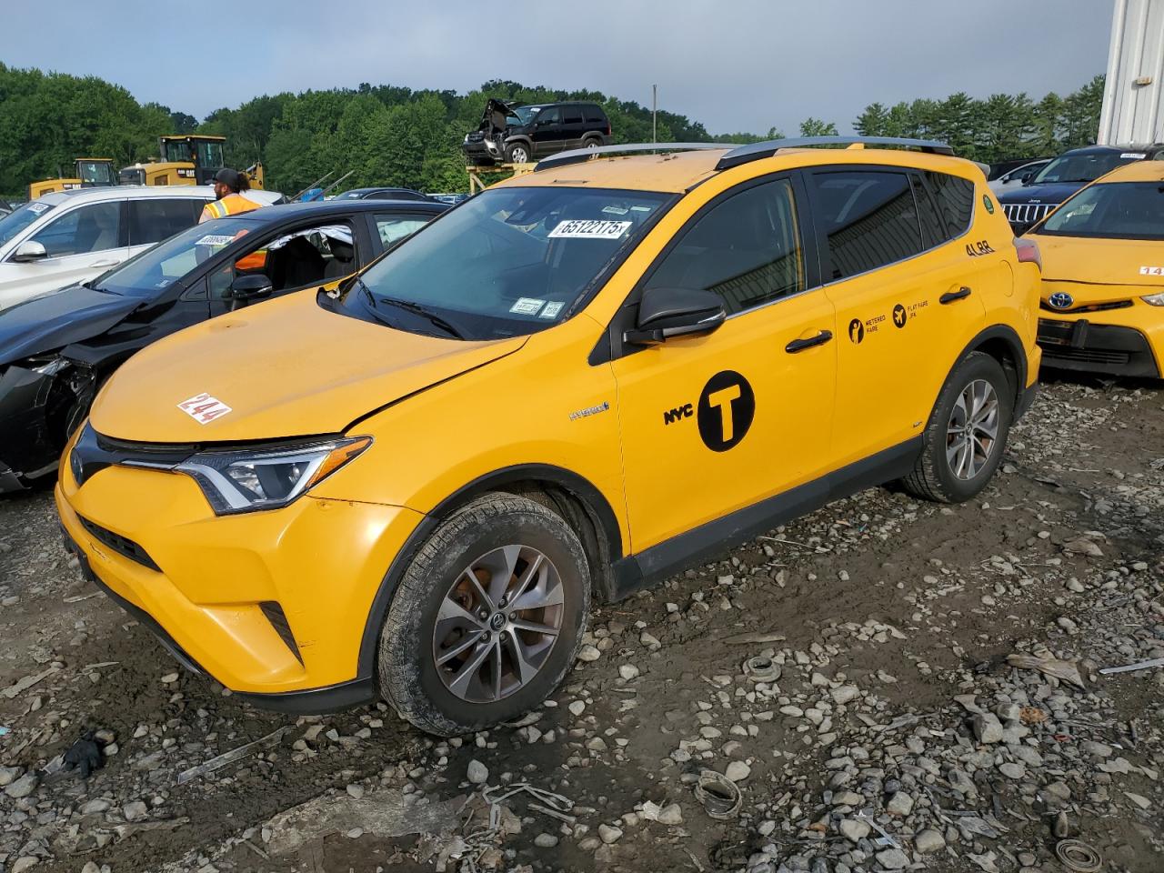 2017 Toyota Rav4 Hv Le VIN: JTMRJREV6HD072581 Lot: 65122175