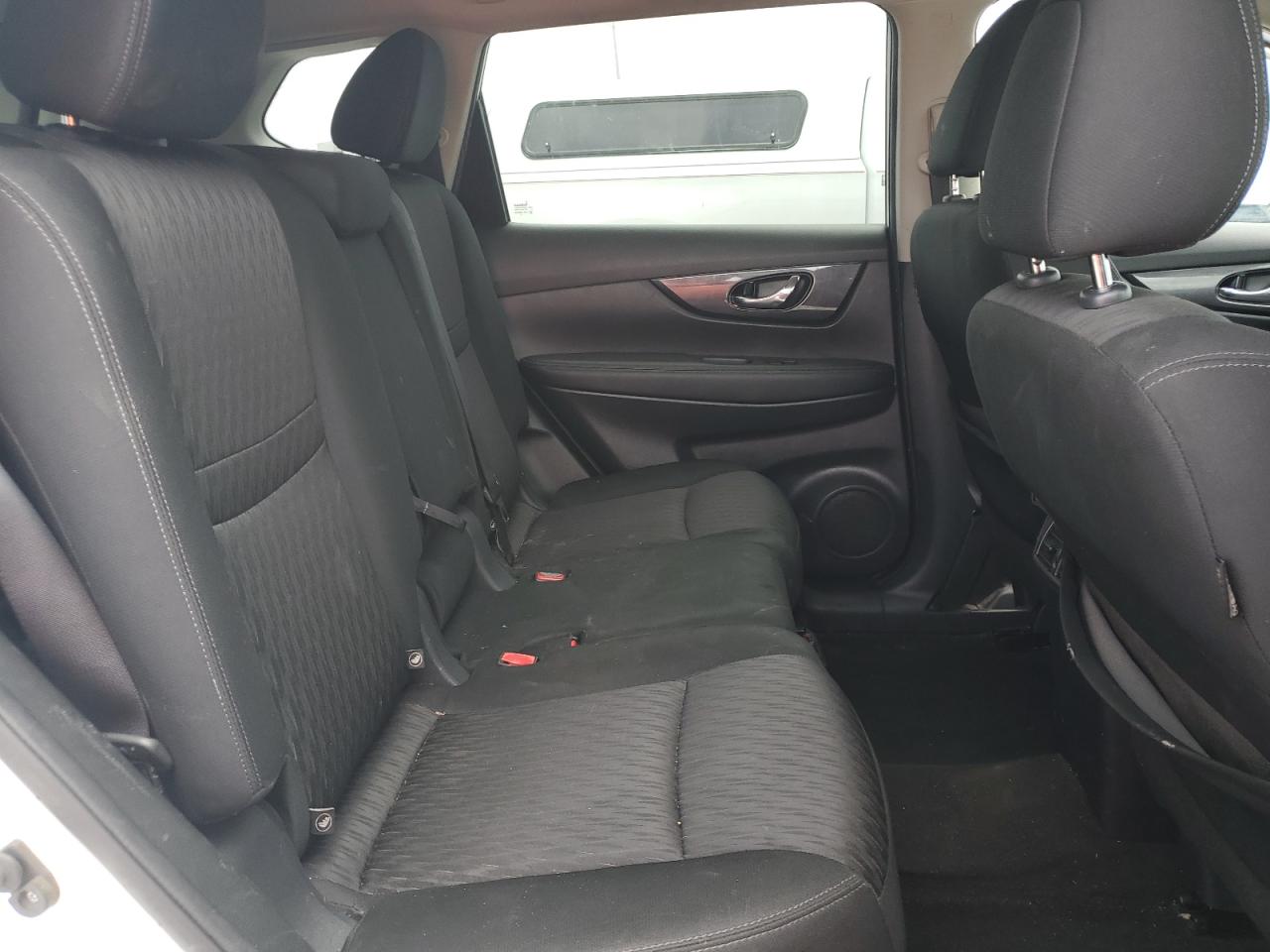 2018 Nissan Rogue S VIN: KNMAT2MT8JP583633 Lot: 64676055
