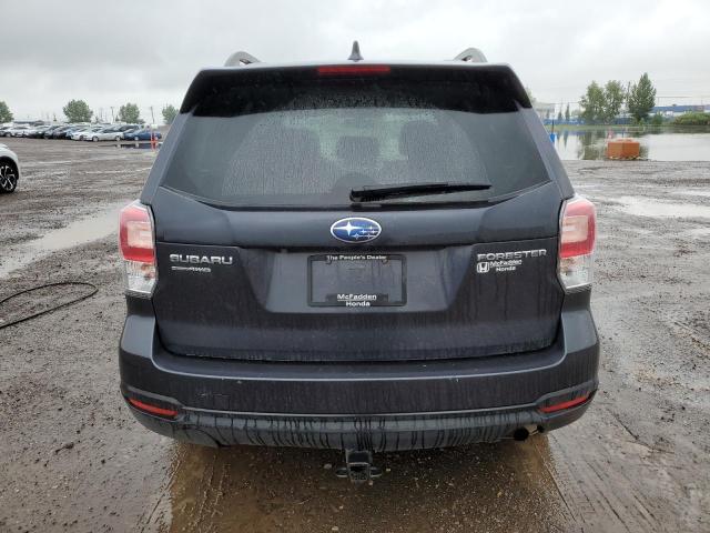  SUBARU FORESTER 2017 Gray