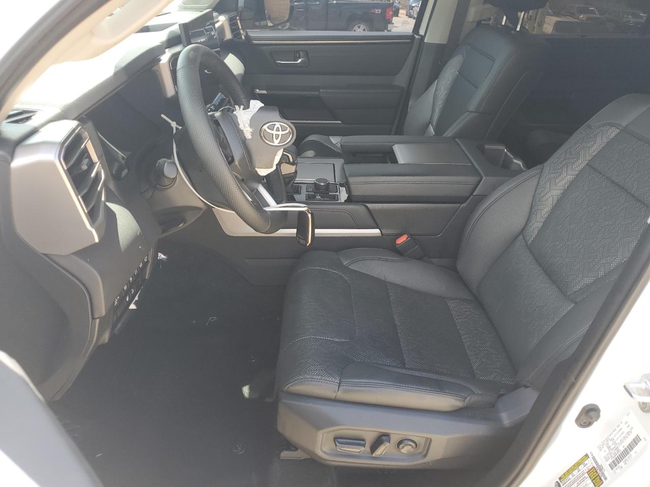 2024 Toyota Sequoia Sr5 VIN: 7SVAAABA8RX035036 Lot: 64946695