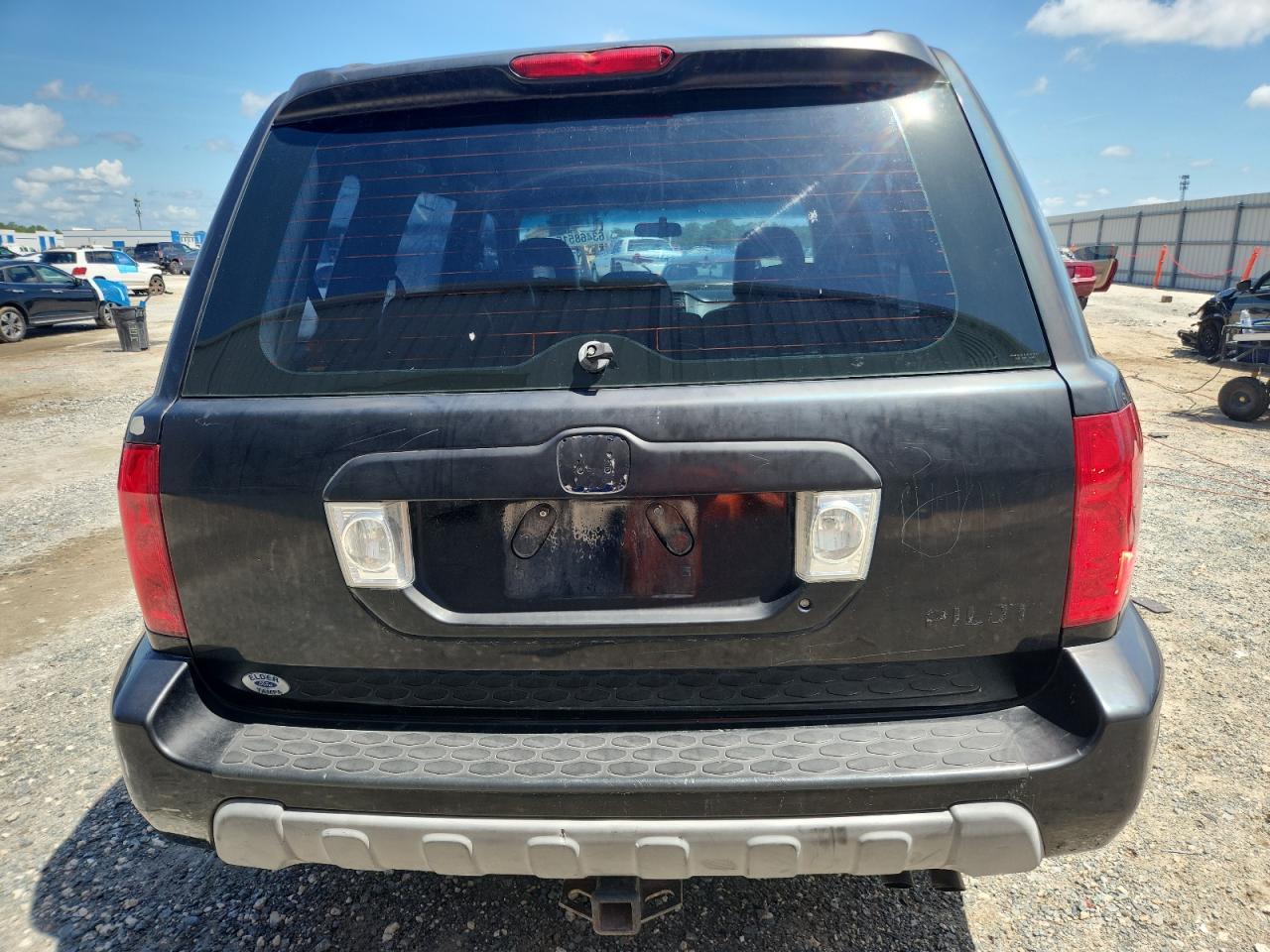 2004 Honda Pilot Lx VIN: 2HKYF181X4H566003 Lot: 63468515