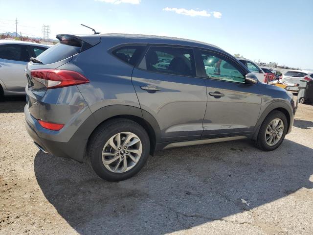  HYUNDAI TUCSON 2016 Серый