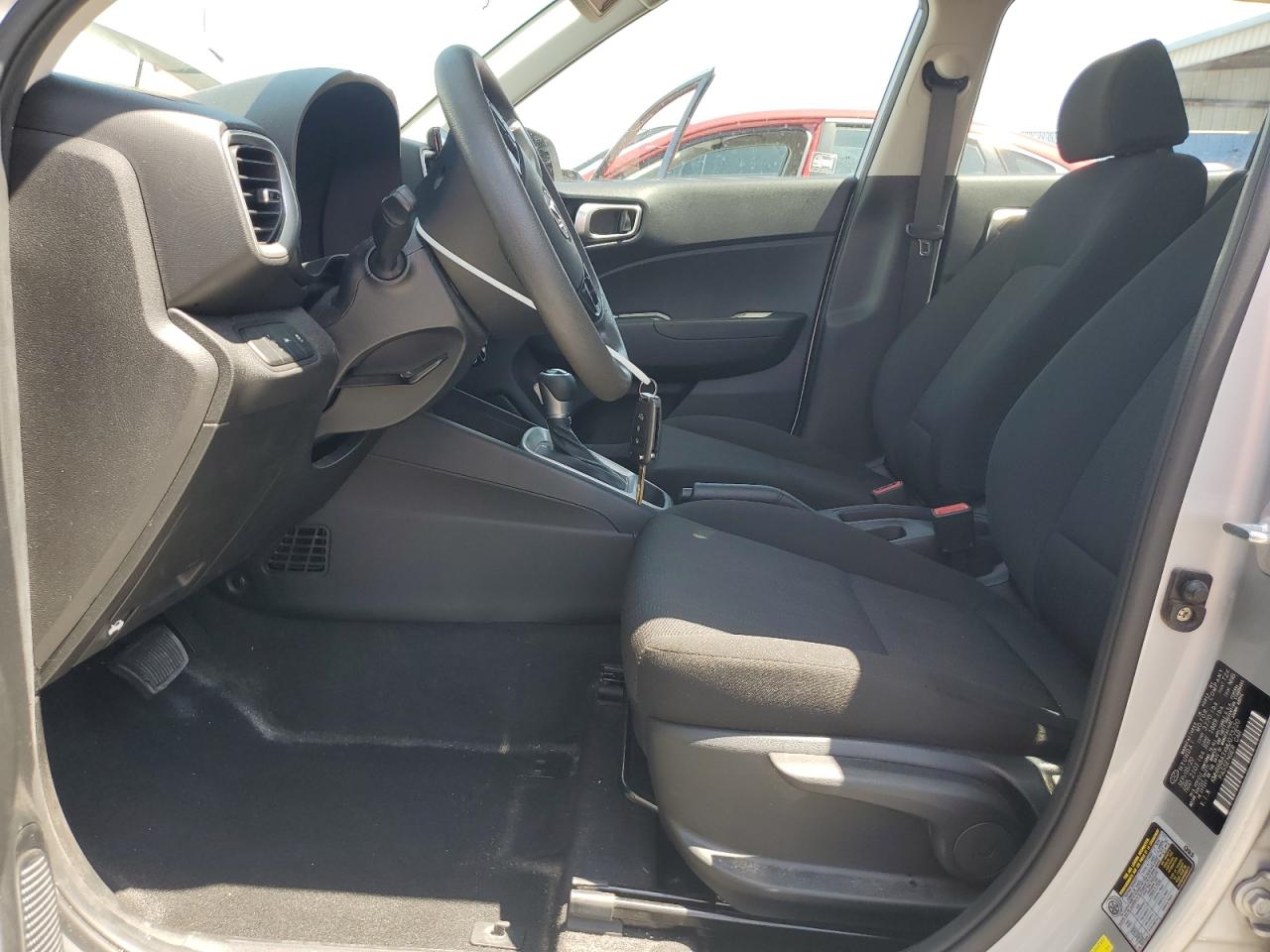 2021 Hyundai Venue Se VIN: KMHRB8A3XMU073220 Lot: 64245475