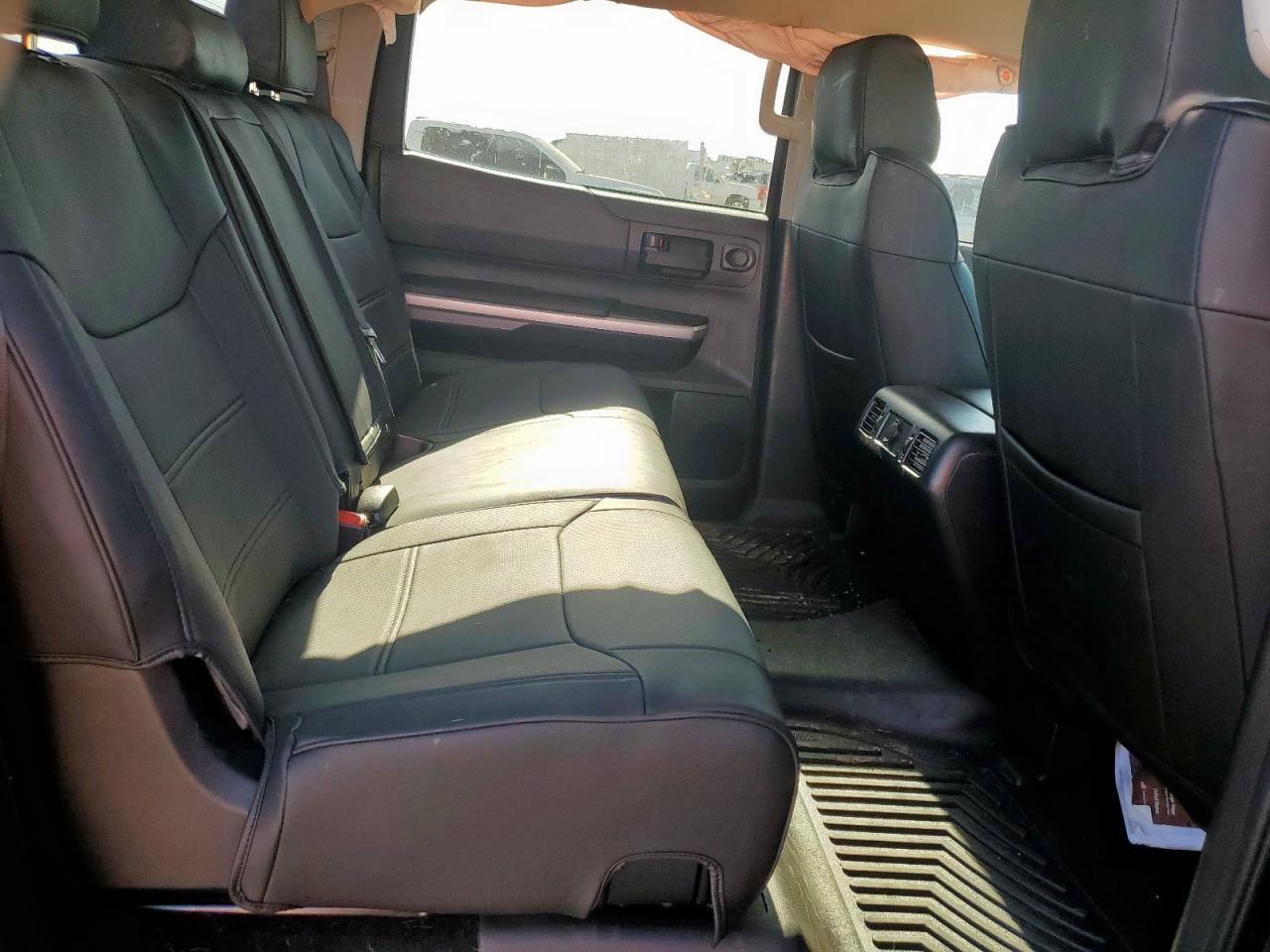 2017 Toyota Tundra Crewmax Sr5 VIN: 5TFEY5F12HX222487 Lot: 66577435