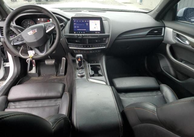  CADILLAC CT5 2020 Белы