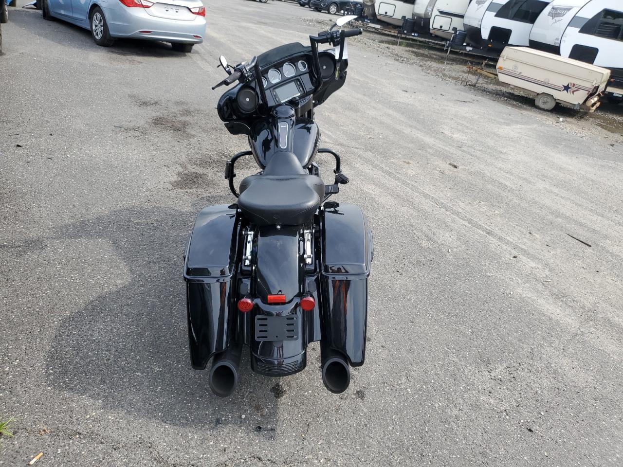 2018 Harley-Davidson Flhxs Street Glide Special VIN: 1HD1KRC11JB638169 Lot: 64568695