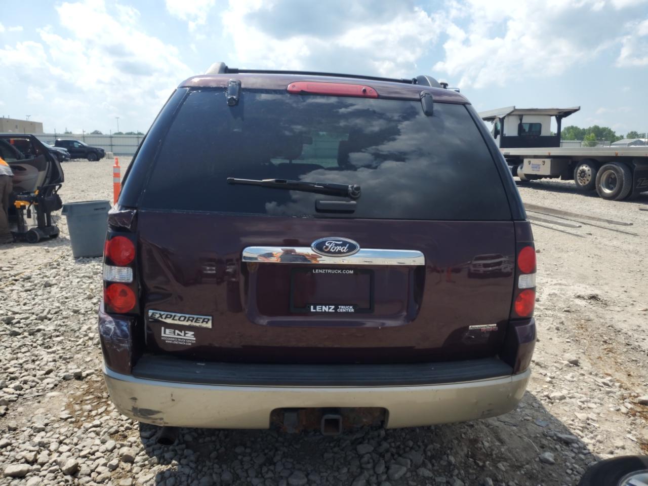 2007 Ford Explorer Eddie Bauer VIN: 1FMEU74887UB37284 Lot: 63638975