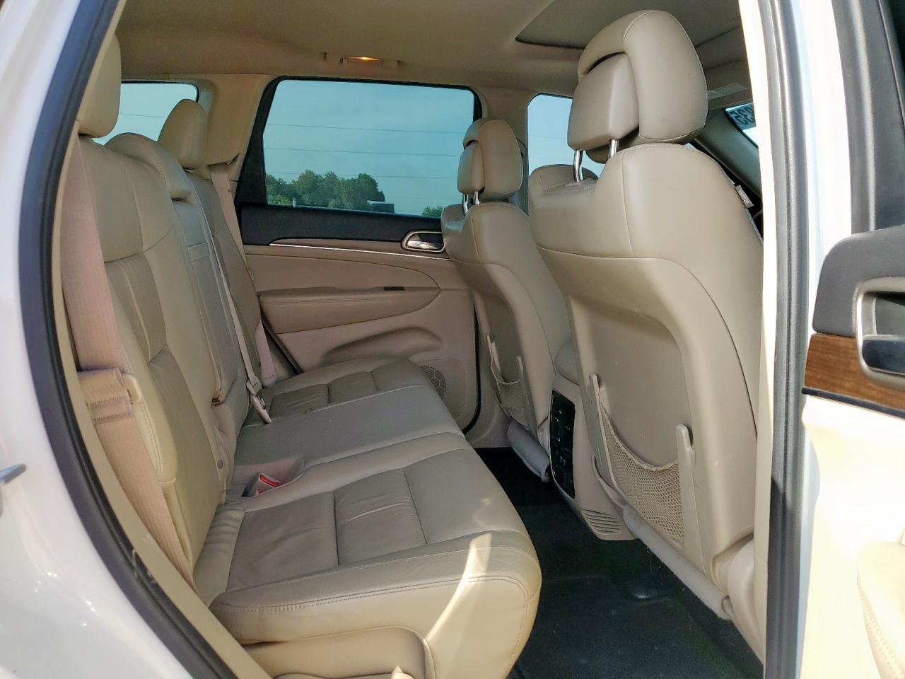 2015 Jeep Grand Cherokee Limited VIN: 1C4RJFBG2FC738648 Lot: 65227835