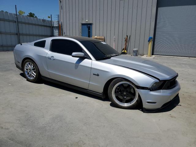  FORD MUSTANG 2012 Серебристый