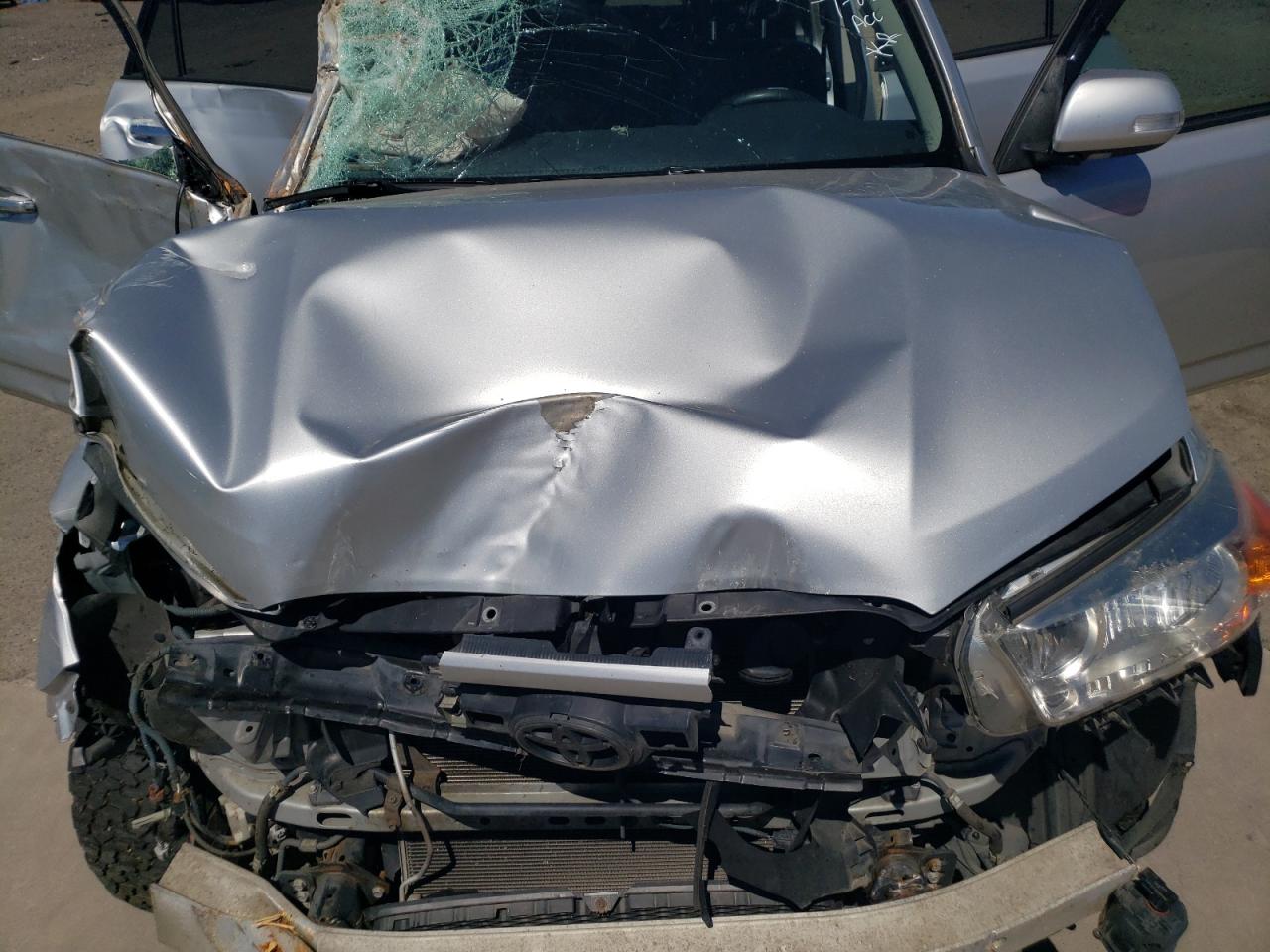 2013 Toyota 4Runner Sr5 VIN: JTEBU5JRXD5140701 Lot: 64296185