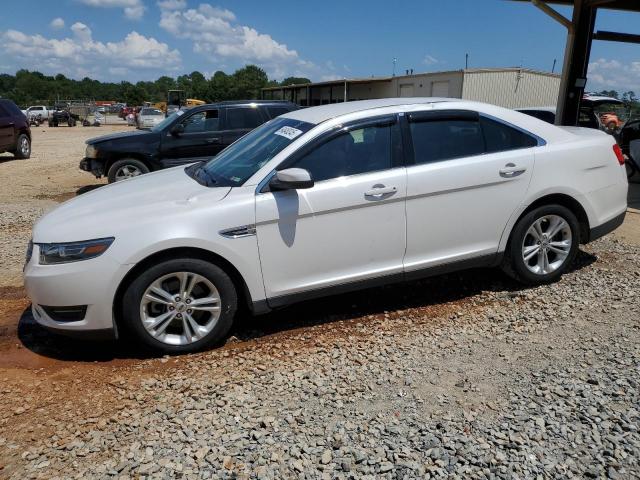  FORD TAURUS 2018 Biały