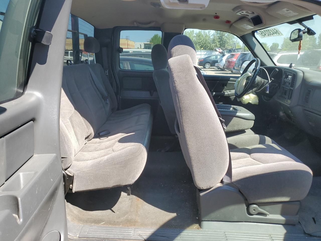 2006 Chevrolet Silverado K1500 VIN: 2GCEK19V561259455 Lot: 64430245