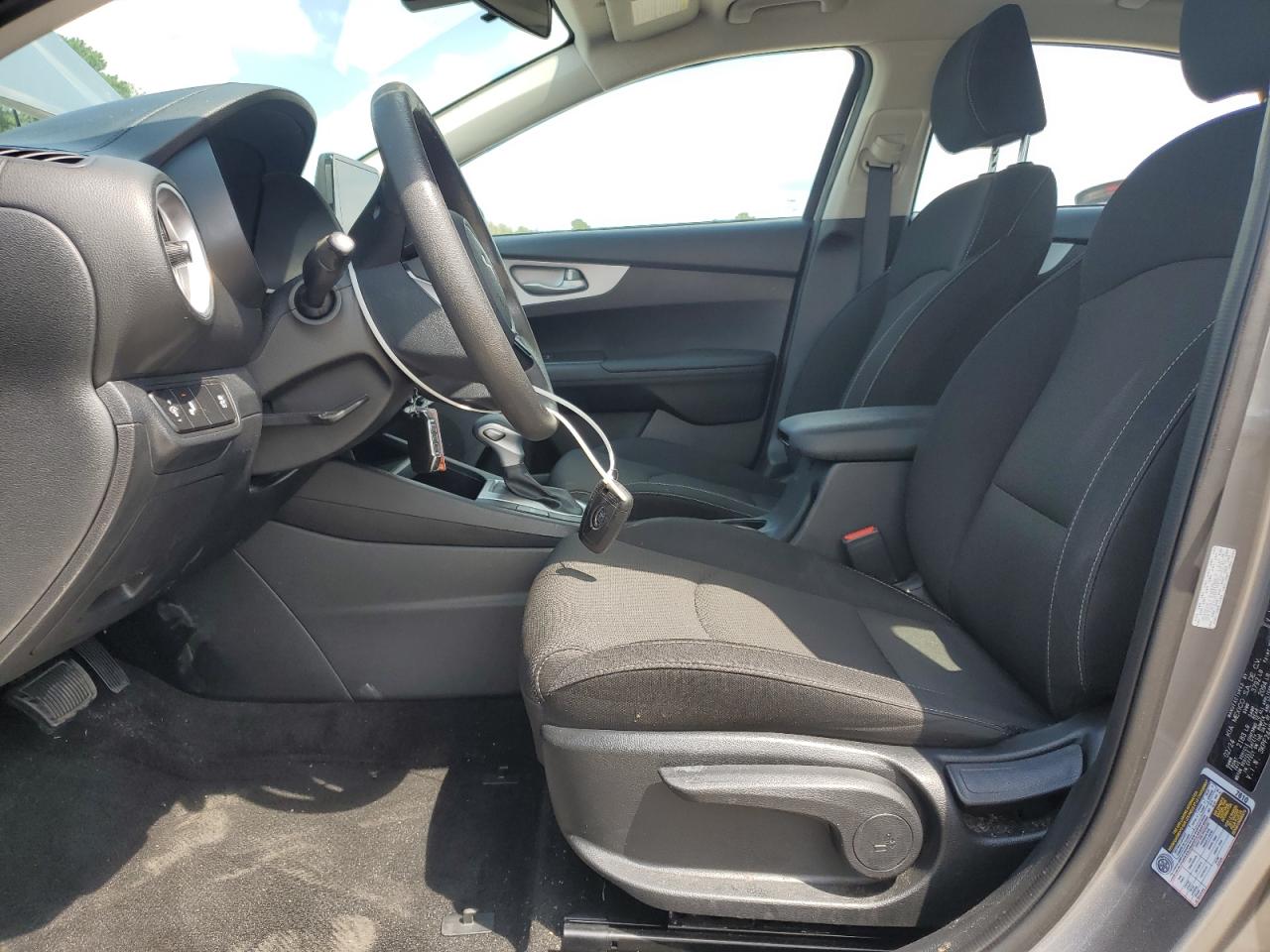 3KPF24ADXRE757618 2024 Kia Forte Lx