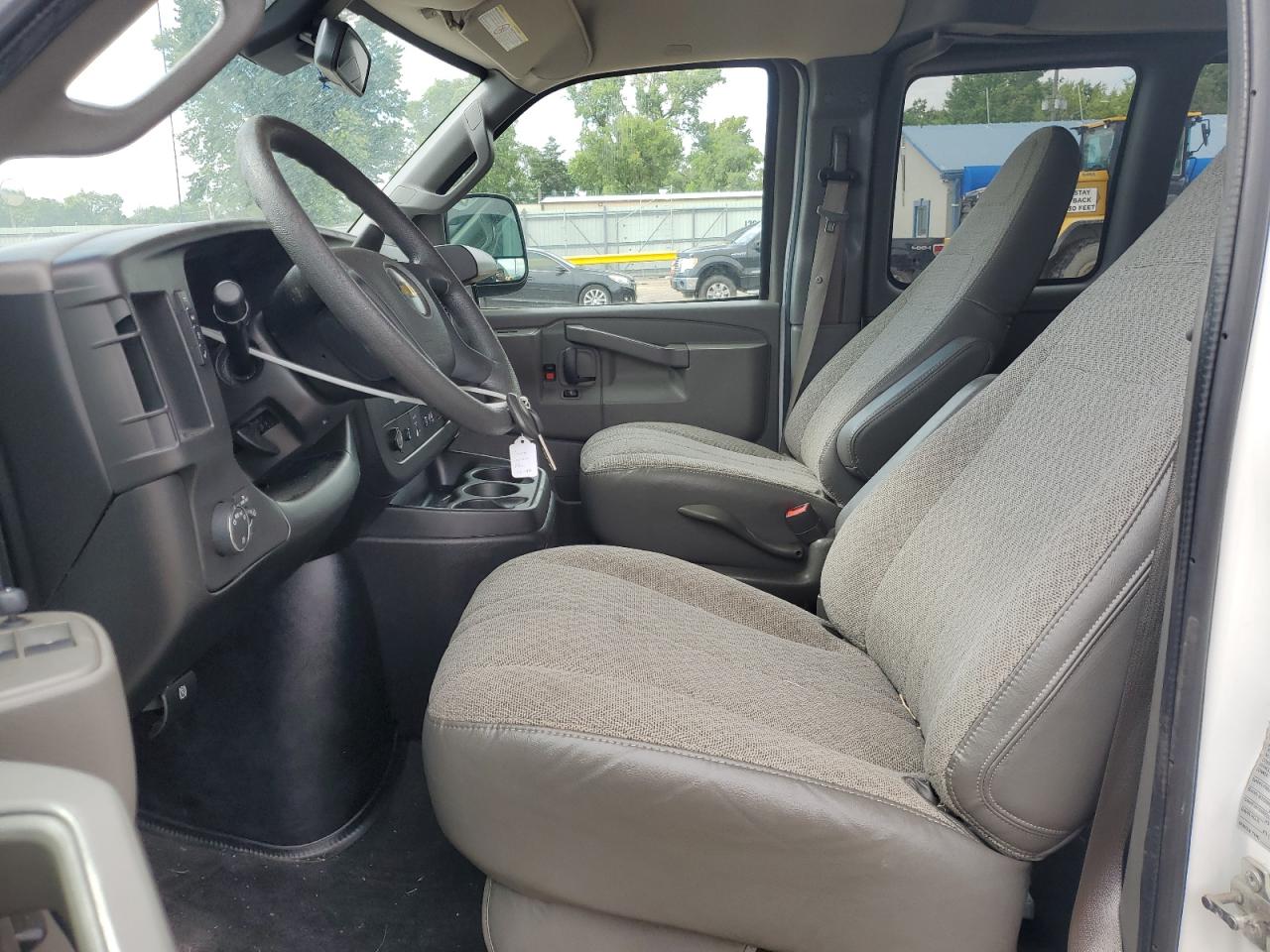 2020 Chevrolet Express G3500 Lt VIN: 1GAZGPFG8L1170839 Lot: 65803765