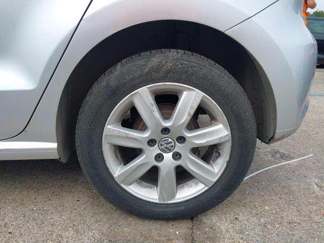2014 VOLKSWAGEN POLO MATCH