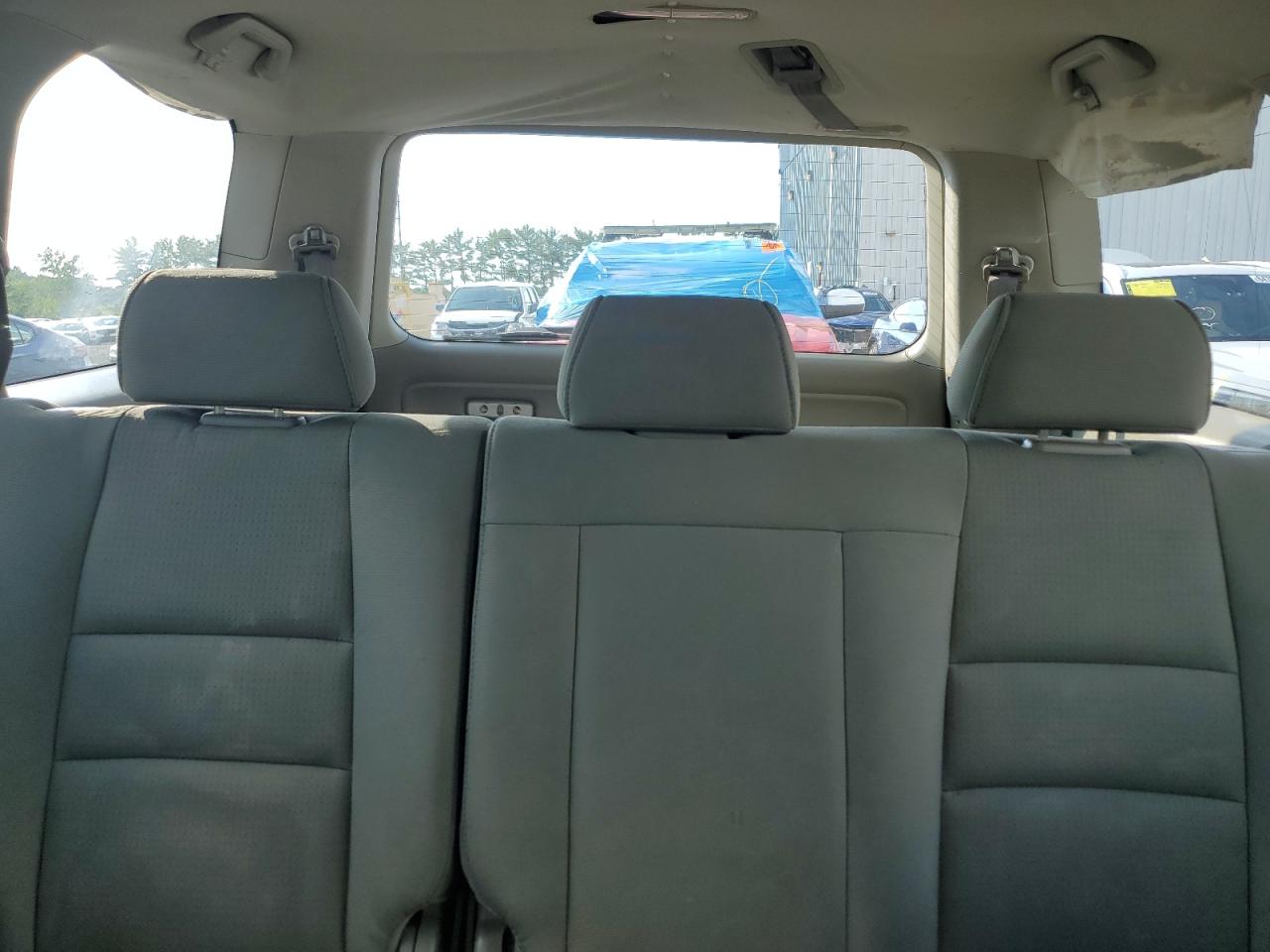 2007 Honda Pilot Lx VIN: 5FNYF18137B029704 Lot: 64726575