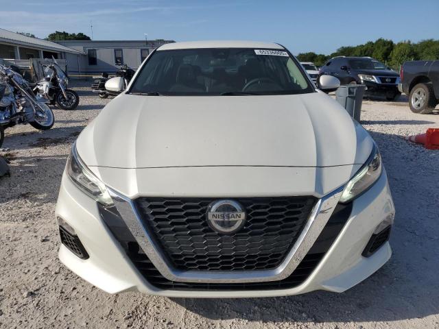  NISSAN ALTIMA 2022 Белы