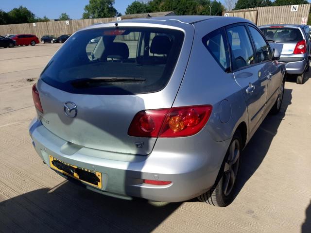 2005 MAZDA 3 TS2