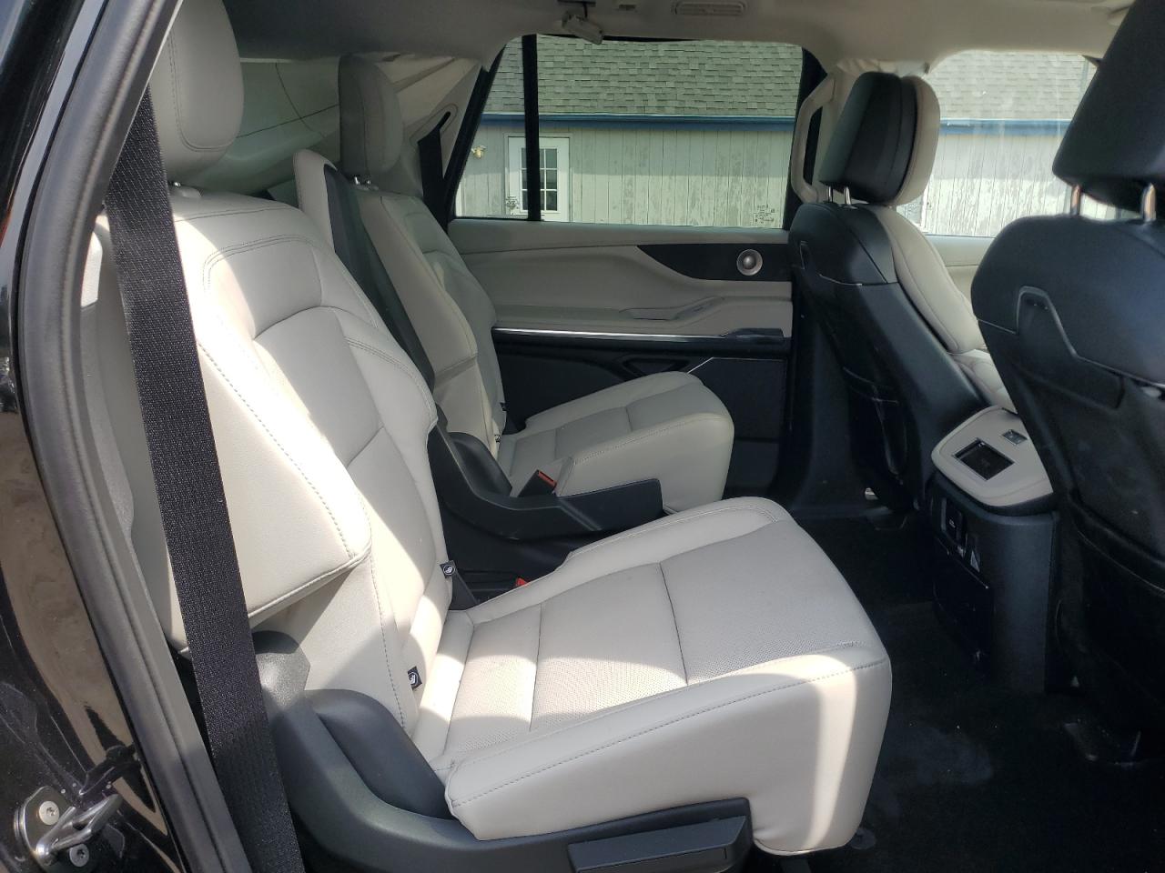 2025 Lincoln Navigator L Reserve VIN: 5LMJJ3LG9SEL08553 Lot: 66818165
