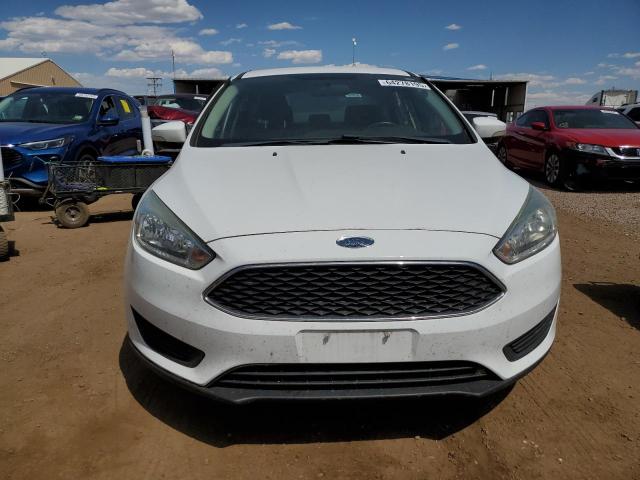 Sedans FORD FOCUS 2015 White