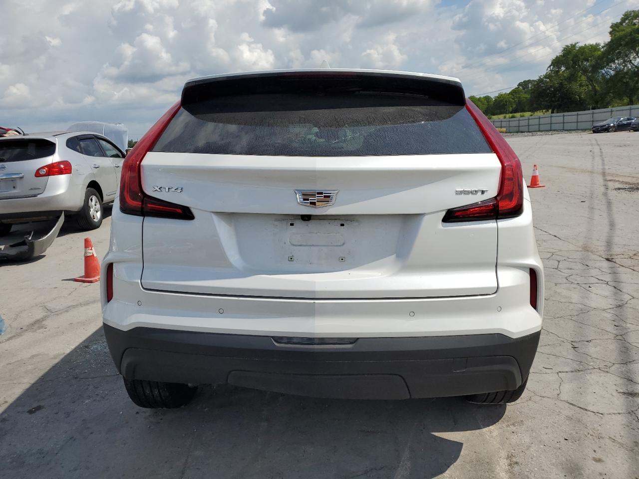 2024 Cadillac Xt4 Luxury VIN: 1GYAZAR47RF192043 Lot: 65078175