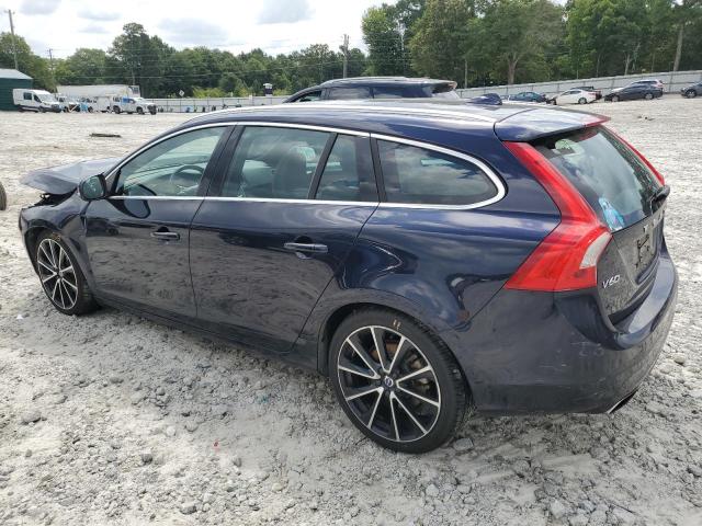  VOLVO V60 2017 Синий