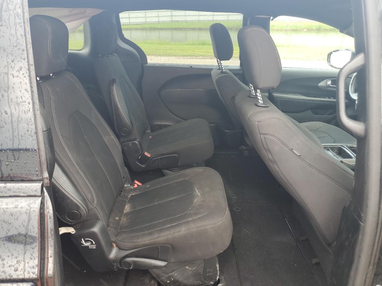2019 Chrysler Pacifica Touring Plus VIN: 2C4RC1FG7KR668413 Lot: 64877485