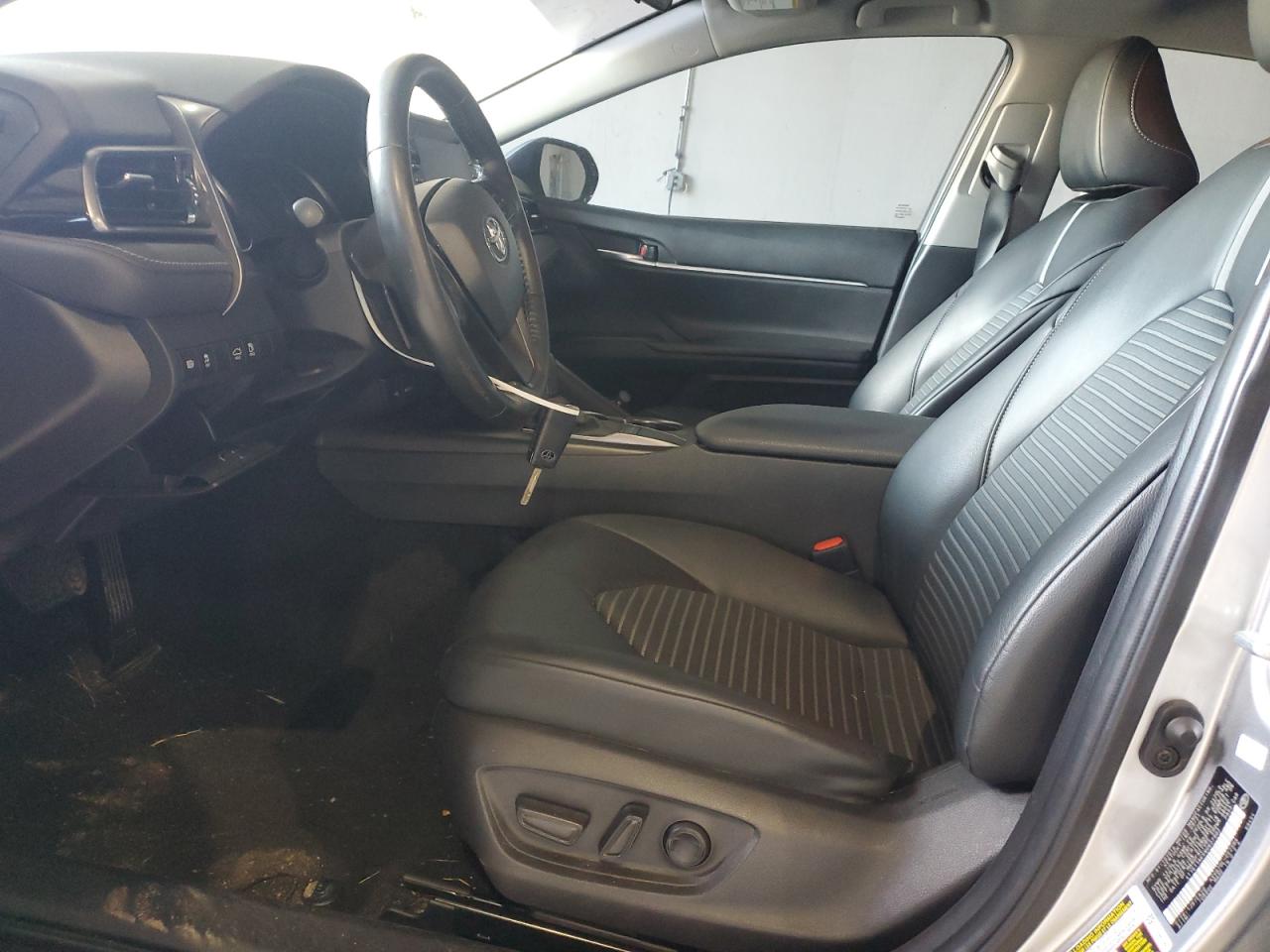 2022 Toyota Camry Se VIN: 4T1G11AKXNU627902 Lot: 61538255