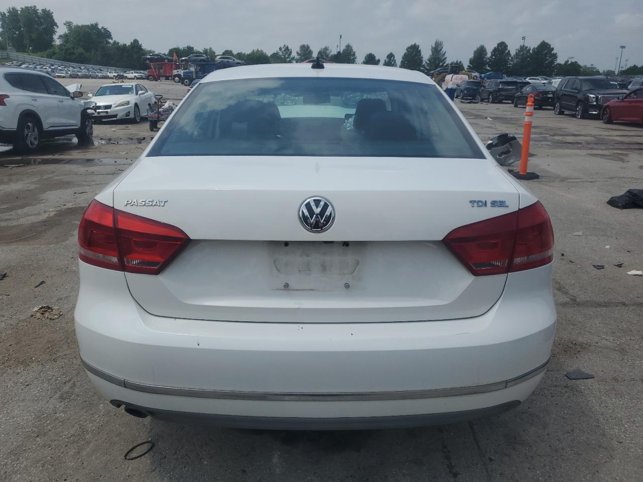 2013 Volkswagen Passat Sel VIN: 1VWCN7A3XDC043939 Lot: 65449235