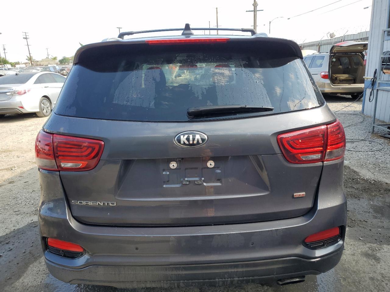 2019 Kia Sorento L VIN: 5XYPG4A39KG438149 Lot: 64864975
