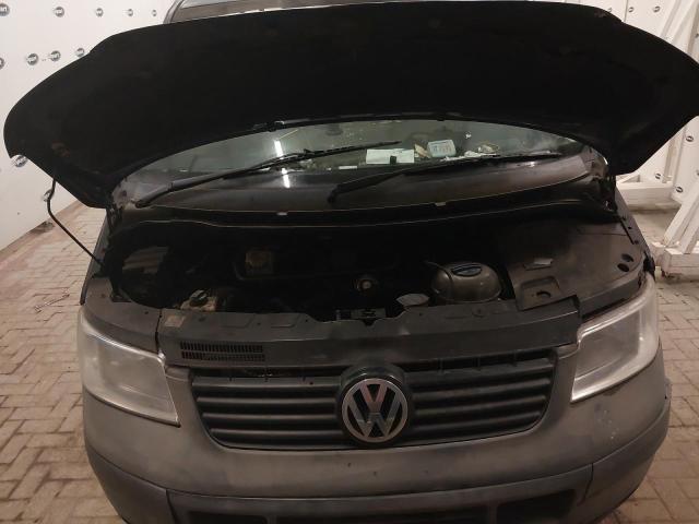 2005 VOLKSWAGEN TRANSPORTE