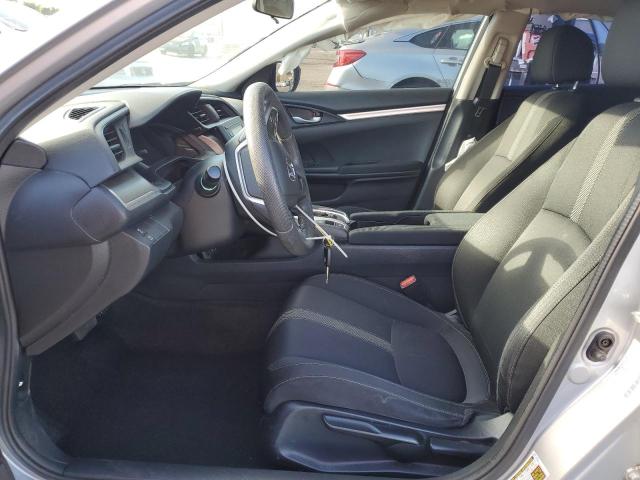 Sedans HONDA CIVIC 2017 Srebrny