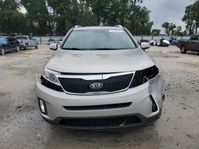  KIA SORENTO 2015 Srebrny