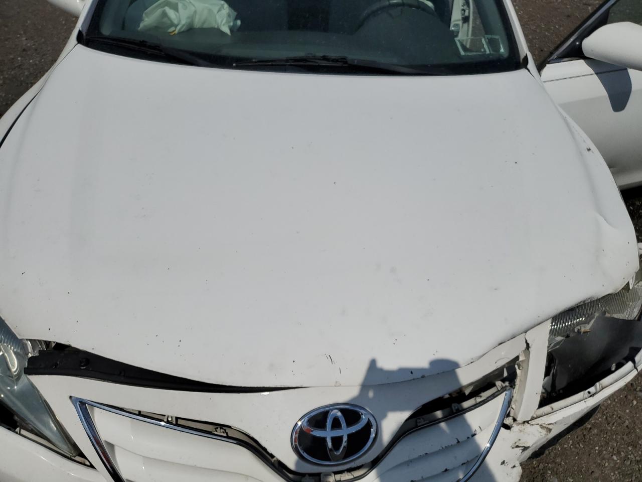 2010 Toyota Camry Base VIN: 4T1BF3EK4AU569099 Lot: 63990105