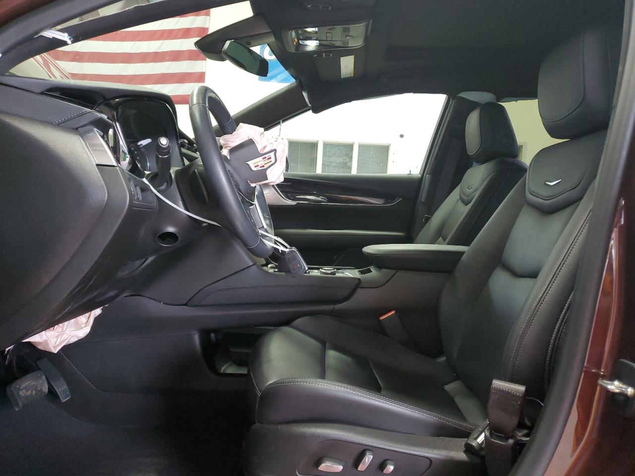 2022 Cadillac Xt5 Premium Luxury VIN: 1GYKNDR47NZ180615 Lot: 64355375