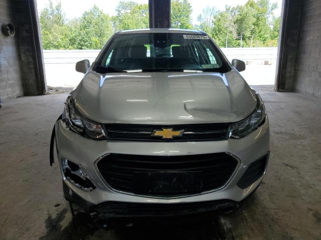  CHEVROLET TRAX 2017 Srebrny