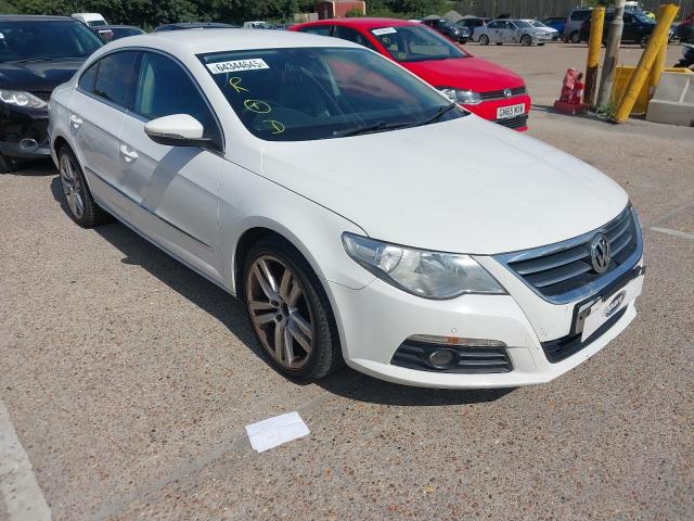 2011 VOLKSWAGEN PASSAT GT