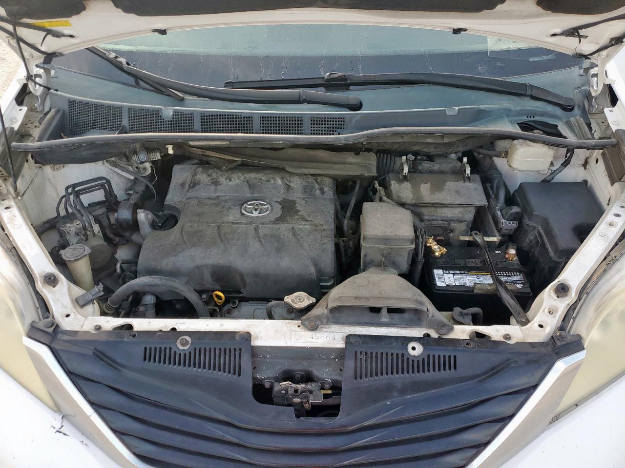 2011 Toyota Sienna Le VIN: 5TDKK3DC4BS033026 Lot: 65638355