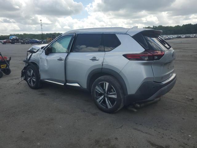  NISSAN ROGUE 2021 Srebrny