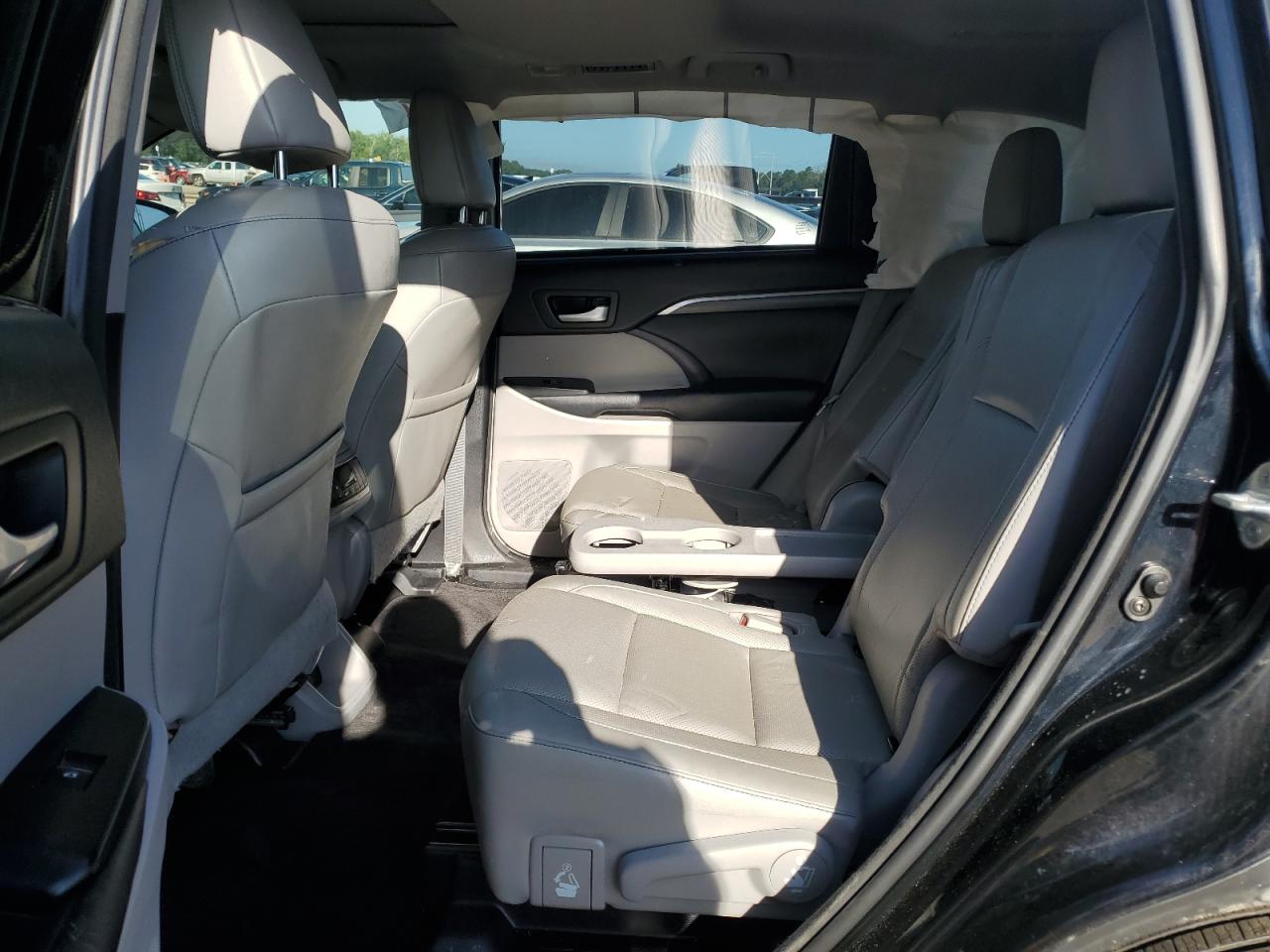 2018 Toyota Highlander Limited VIN: 5TDYZRFH6JS242705 Lot: 64605285