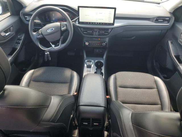  FORD ESCAPE 2023 Srebrny